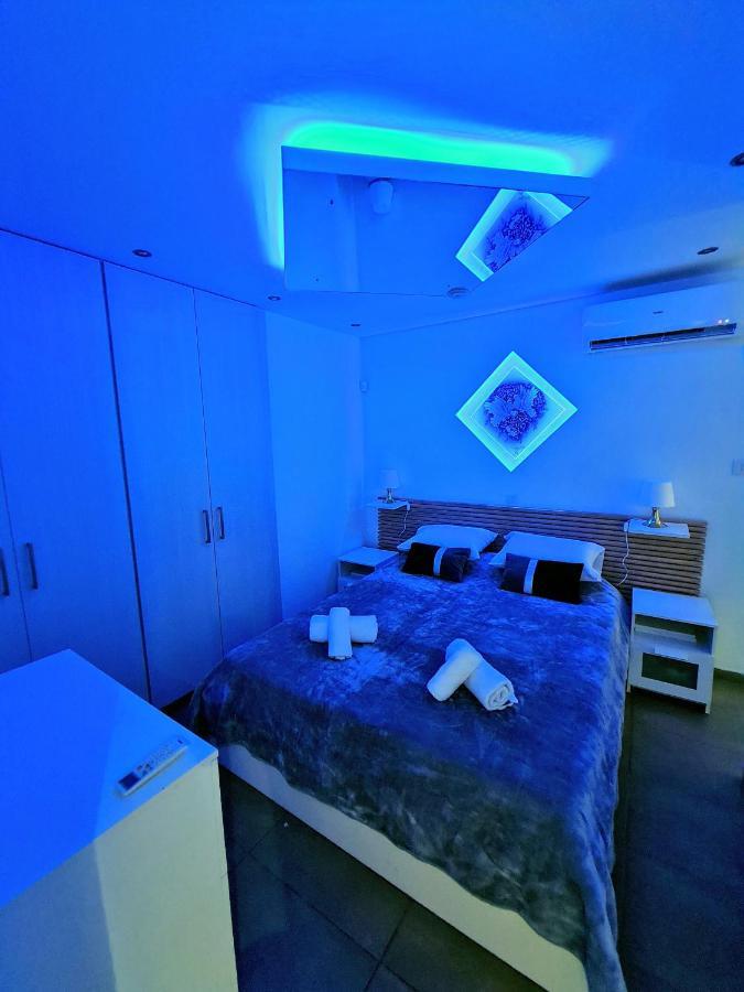 Hidden Lights Deluxe Apartment Agia Napa Exterior foto